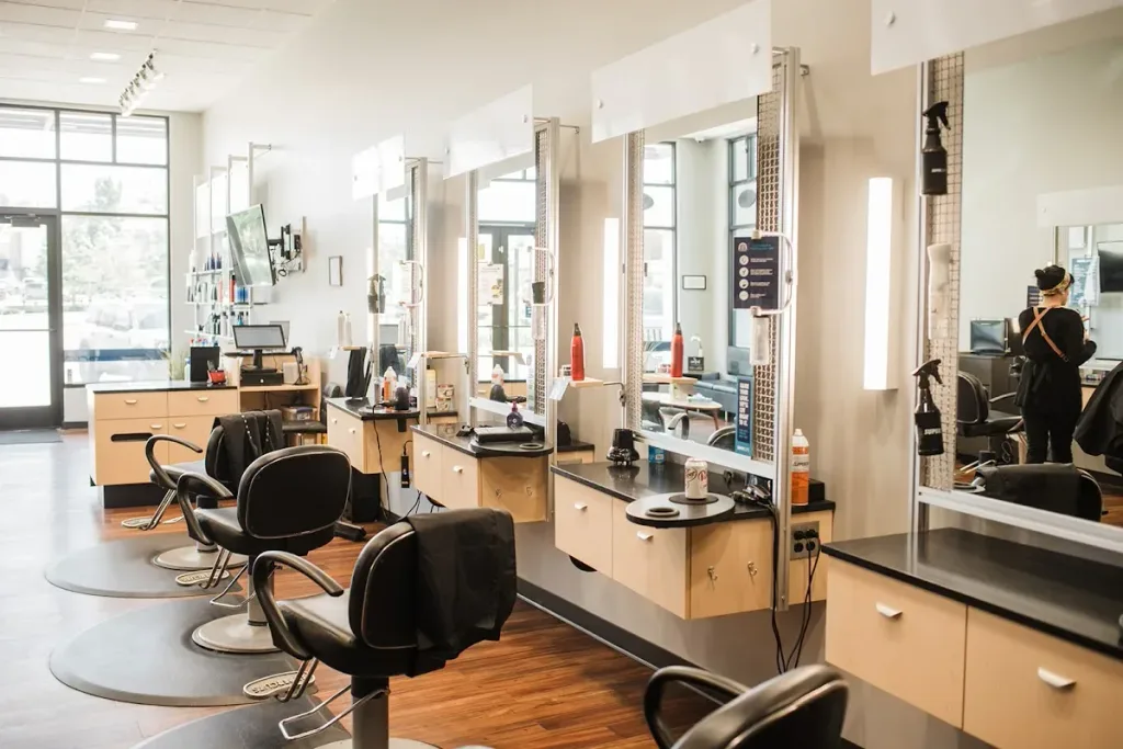 SUPERCUTS — Hair salon in Sandy